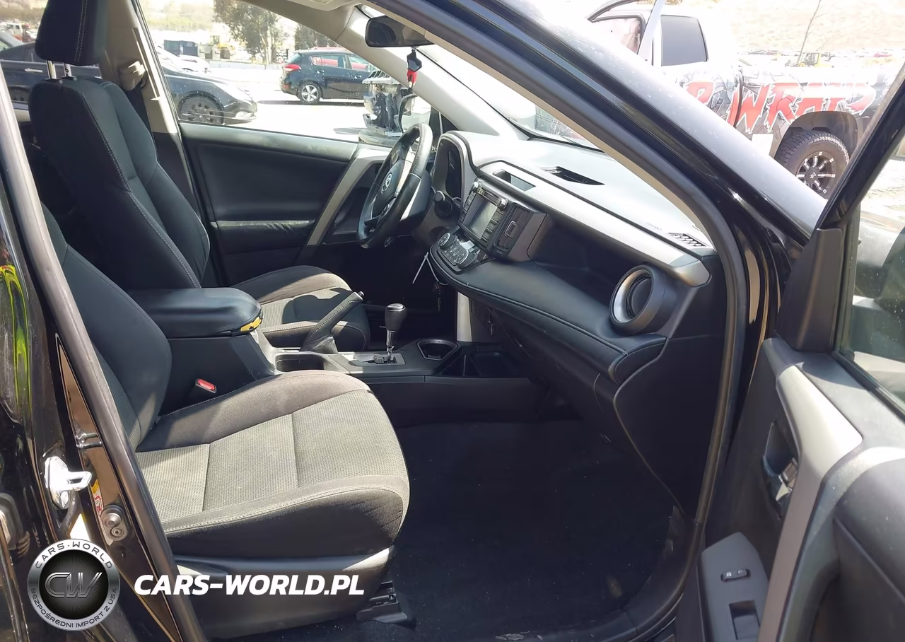 2017 Toyota Rav4 Xle VIN:2T3WFREV5HW384849 - 5