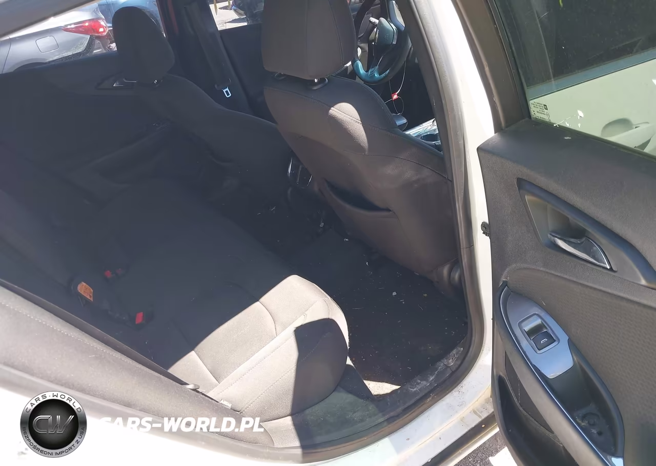 2018 Chevrolet Malibu Lt VIN:1G1ZD5ST7JF238807 - 8