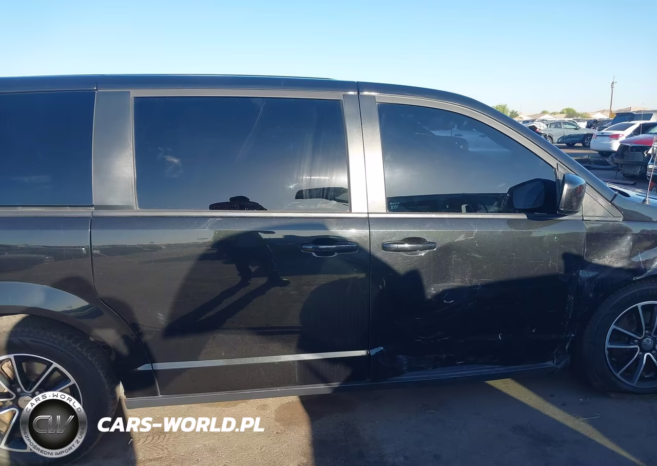 2019 Dodge Grand Caravan Gt VIN:2C4RDGEG6KR571527 - 13