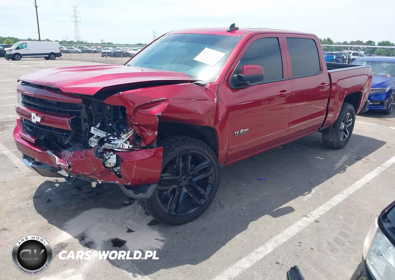 2018 Chevrolet Silverado 1500 2Lt VIN:3GCUKREC4JG622861 - 2