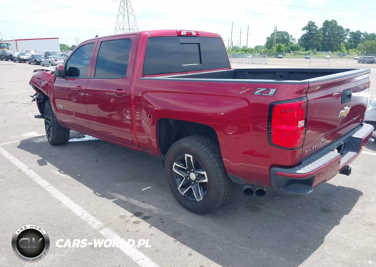 2018 Chevrolet Silverado 1500 2Lt VIN:3GCUKREC4JG622861 - 3