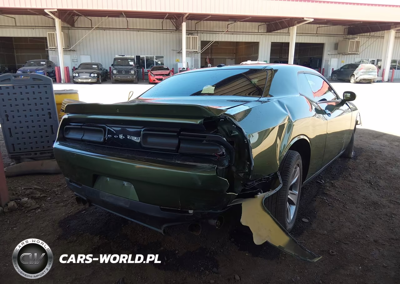 2022 Dodge Challenger Sxt VIN:2C3CDZAG7NH179159 - 4