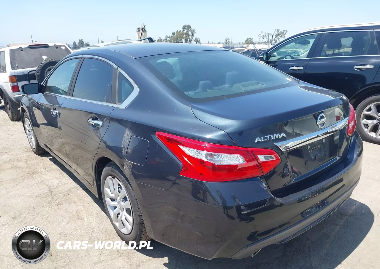 2016 Nissan Altima 2.5 VIN:1N4AL3AP6GC198820 - 3