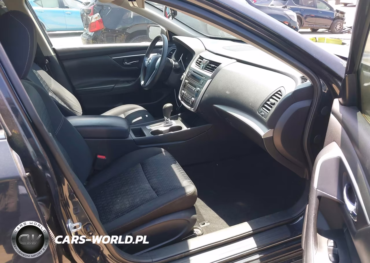 2016 Nissan Altima 2.5 VIN:1N4AL3AP6GC198820 - 5
