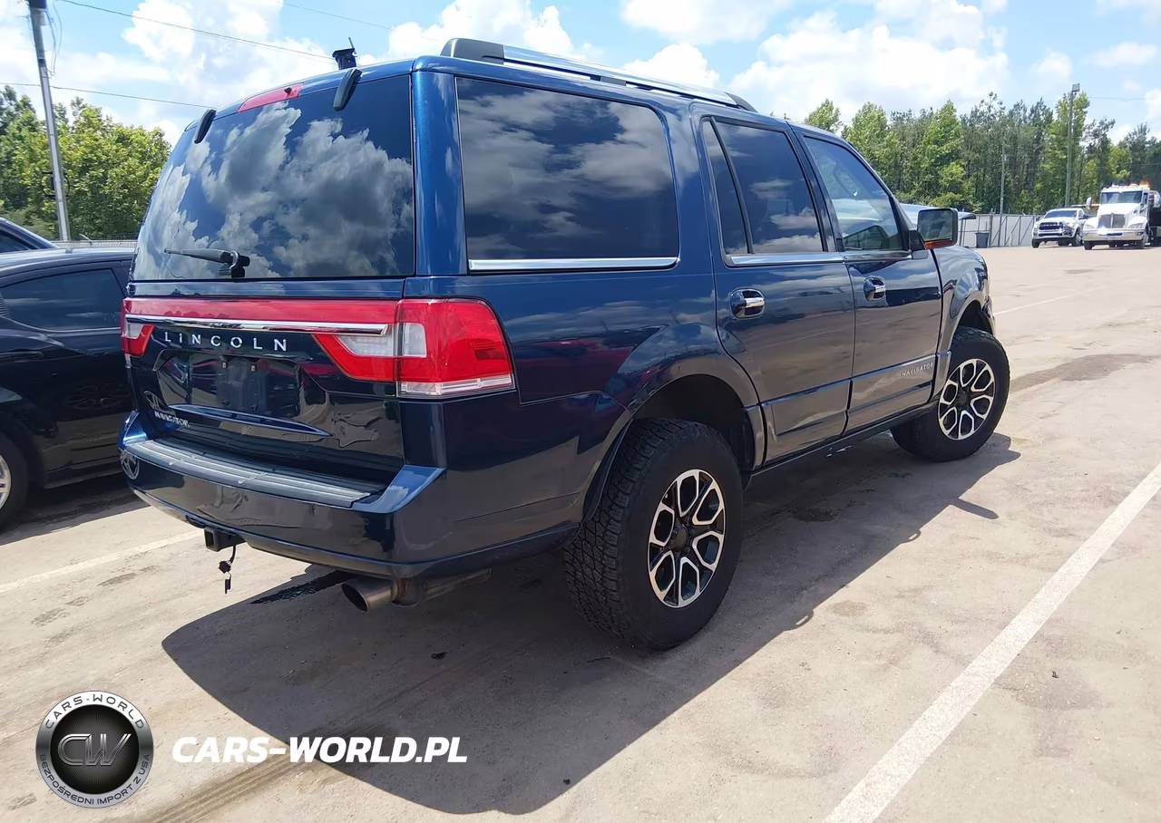 2017 Lincoln Navigator Select VIN:5LMJJ2JT7HEL14001 - 4