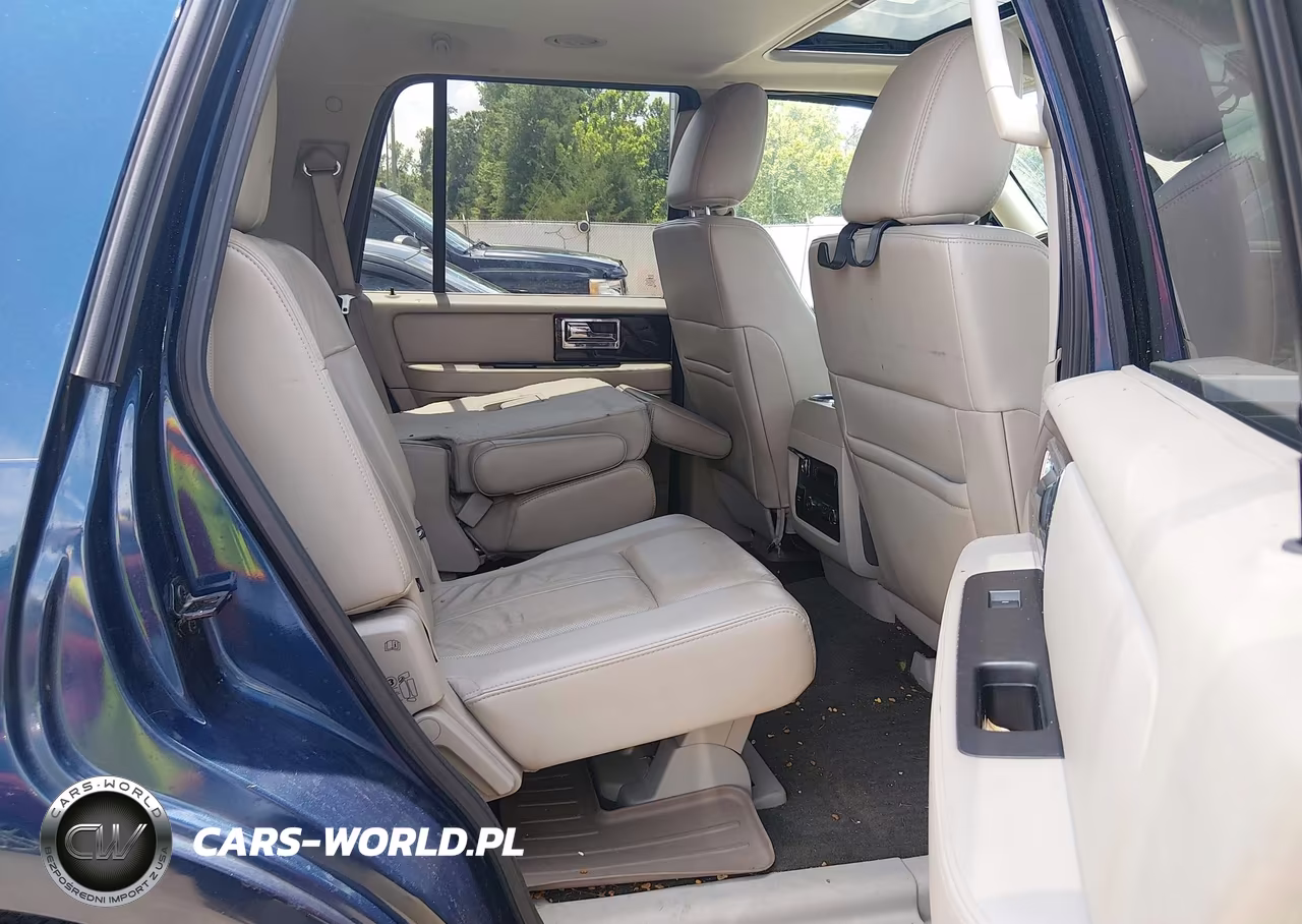 2017 Lincoln Navigator Select VIN:5LMJJ2JT7HEL14001 - 8