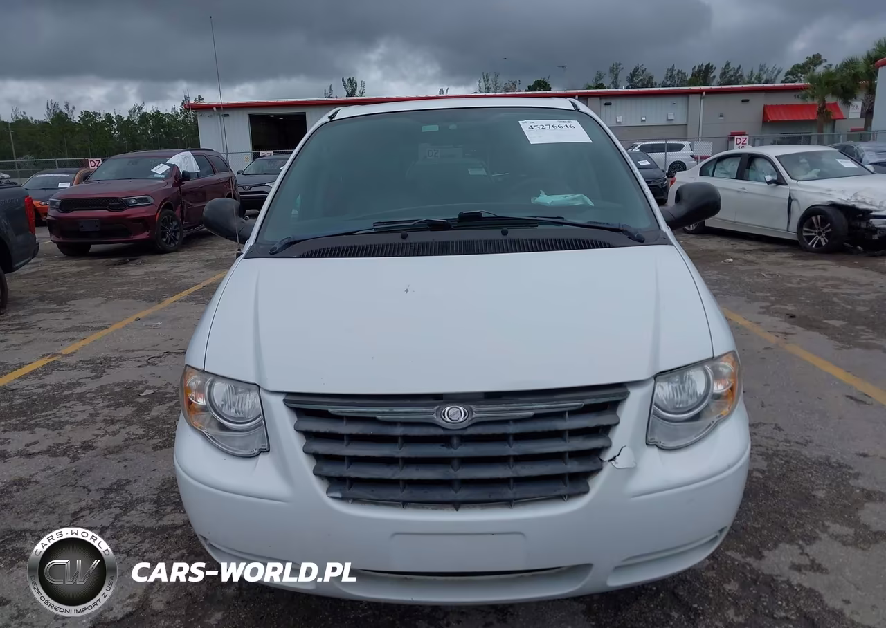 2005 Chrysler Town & Country Lx VIN:2C4GP44R55R173519 - 6