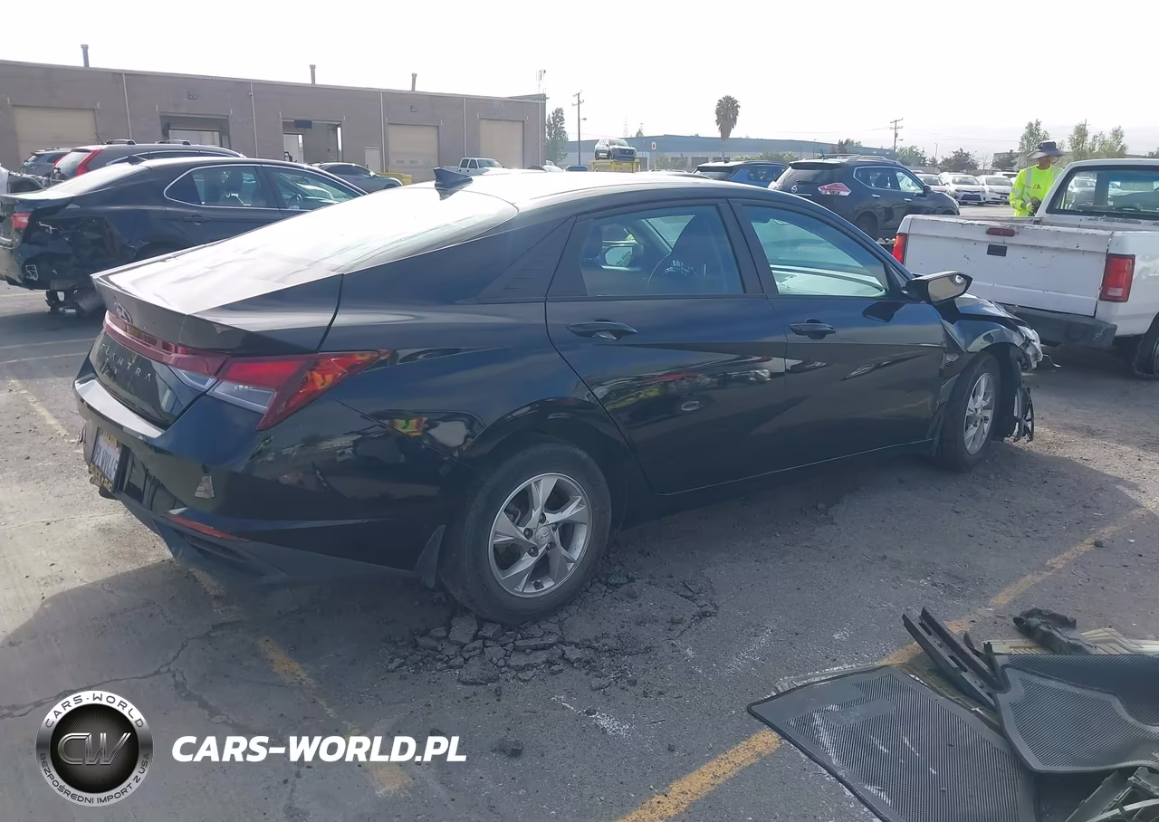 2023 Hyundai Elantra Se VIN:KMHLL4AG0PU603469 - 4
