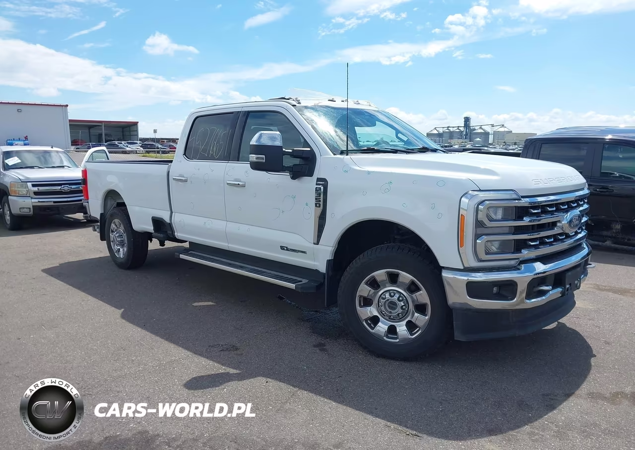 2023 Ford F-350 Lariat