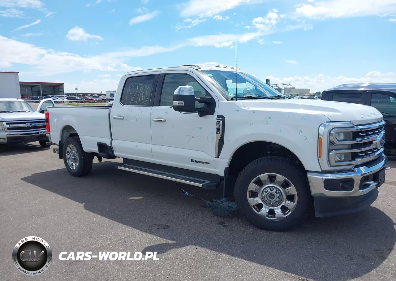 2023 Ford F-350 Lariat VIN:1FT8W3BTXPEC56637 - 13