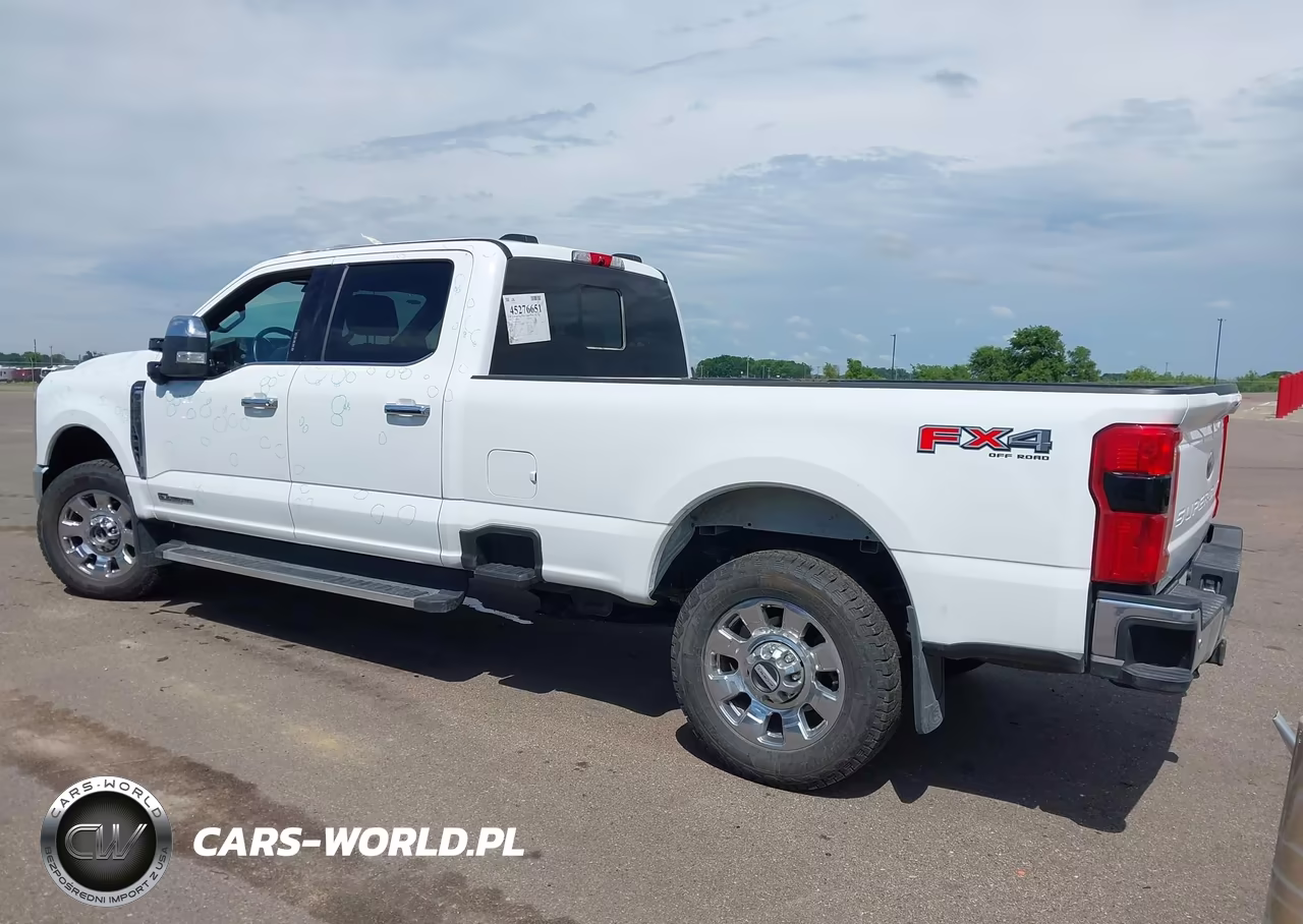 2023 Ford F-350 Lariat VIN:1FT8W3BTXPEC56637 - 14