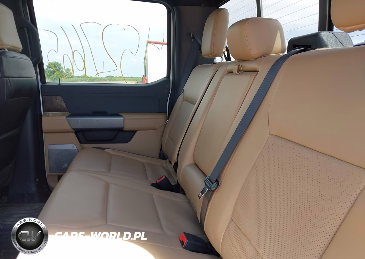 2023 Ford F-350 Lariat VIN:1FT8W3BTXPEC56637 - 6