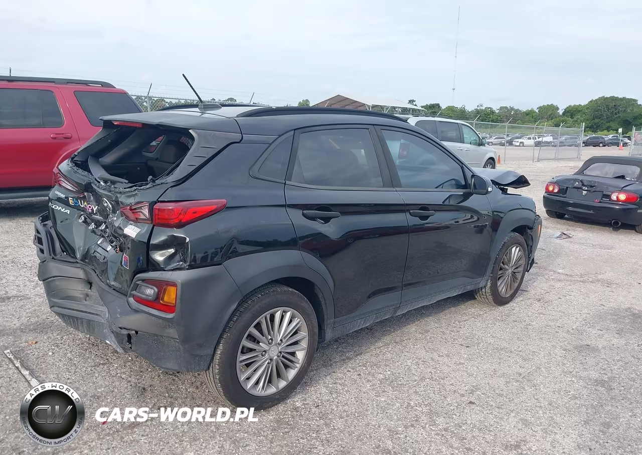 2018 Hyundai Kona Sel VIN:KM8K22AA2JU161512 - 4