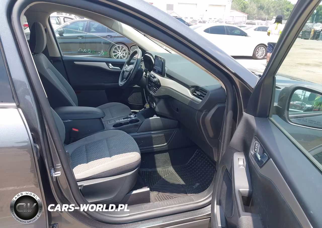 2020 Ford Escape Se VIN:1FMCU0G67LUB46867 - 5