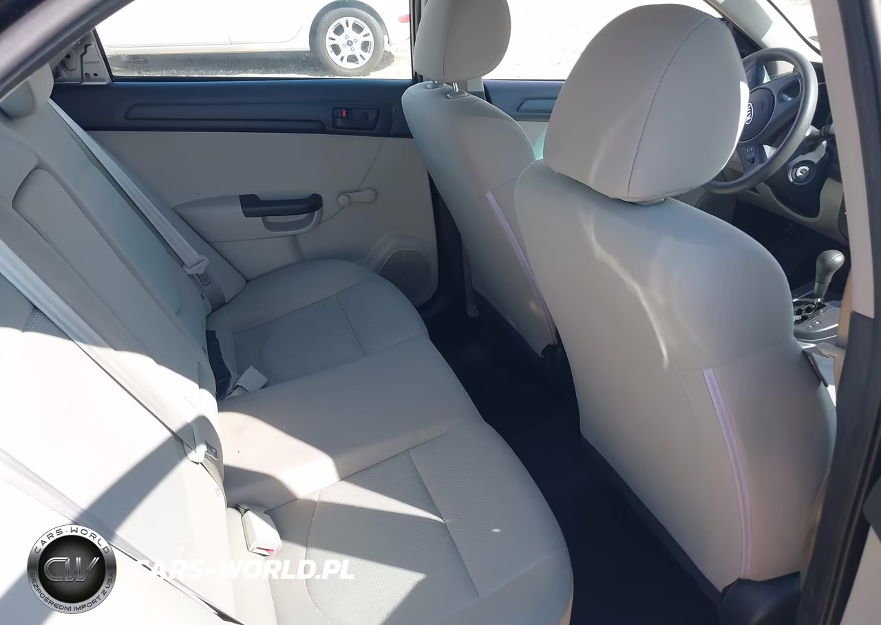 2010 Kia Forte Lx VIN:KNAFT4A2XA5846503 - 8