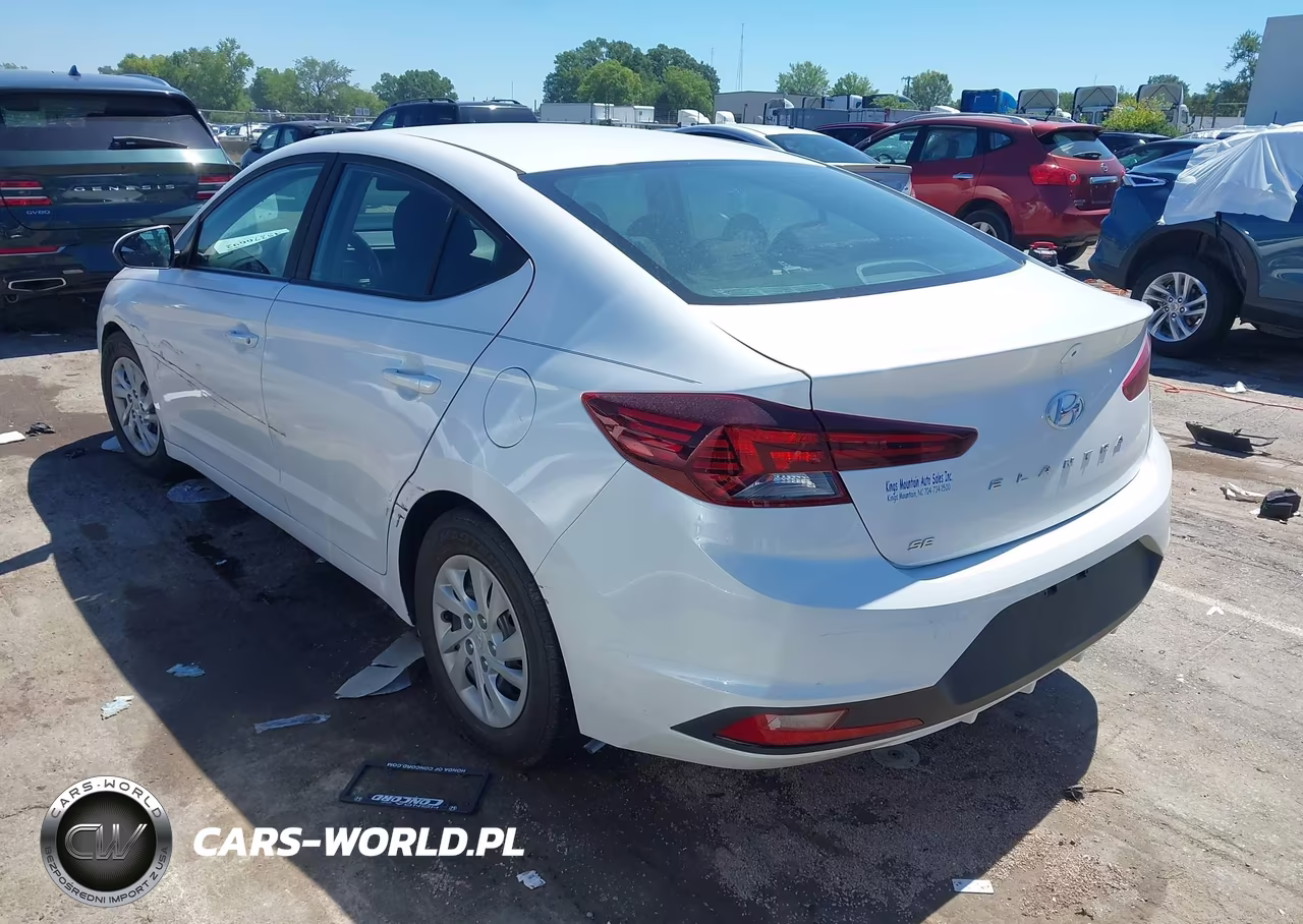 2019 Hyundai Elantra Se VIN:5NPD74LF1KH429772 - 3