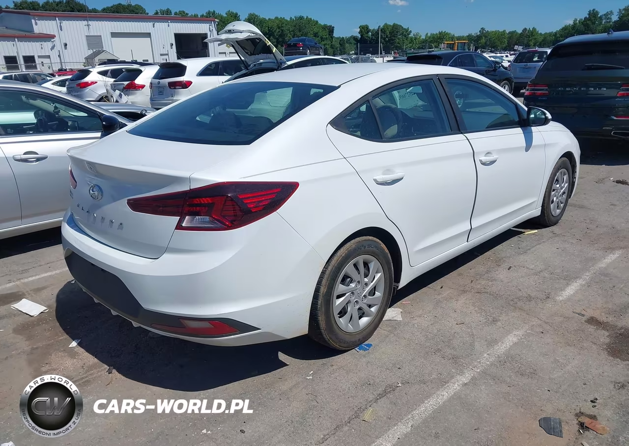 2019 Hyundai Elantra Se VIN:5NPD74LF1KH429772 - 4