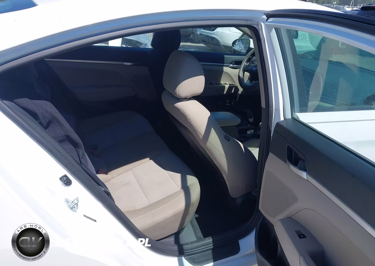 2019 Hyundai Elantra Se VIN:5NPD74LF1KH429772 - 8