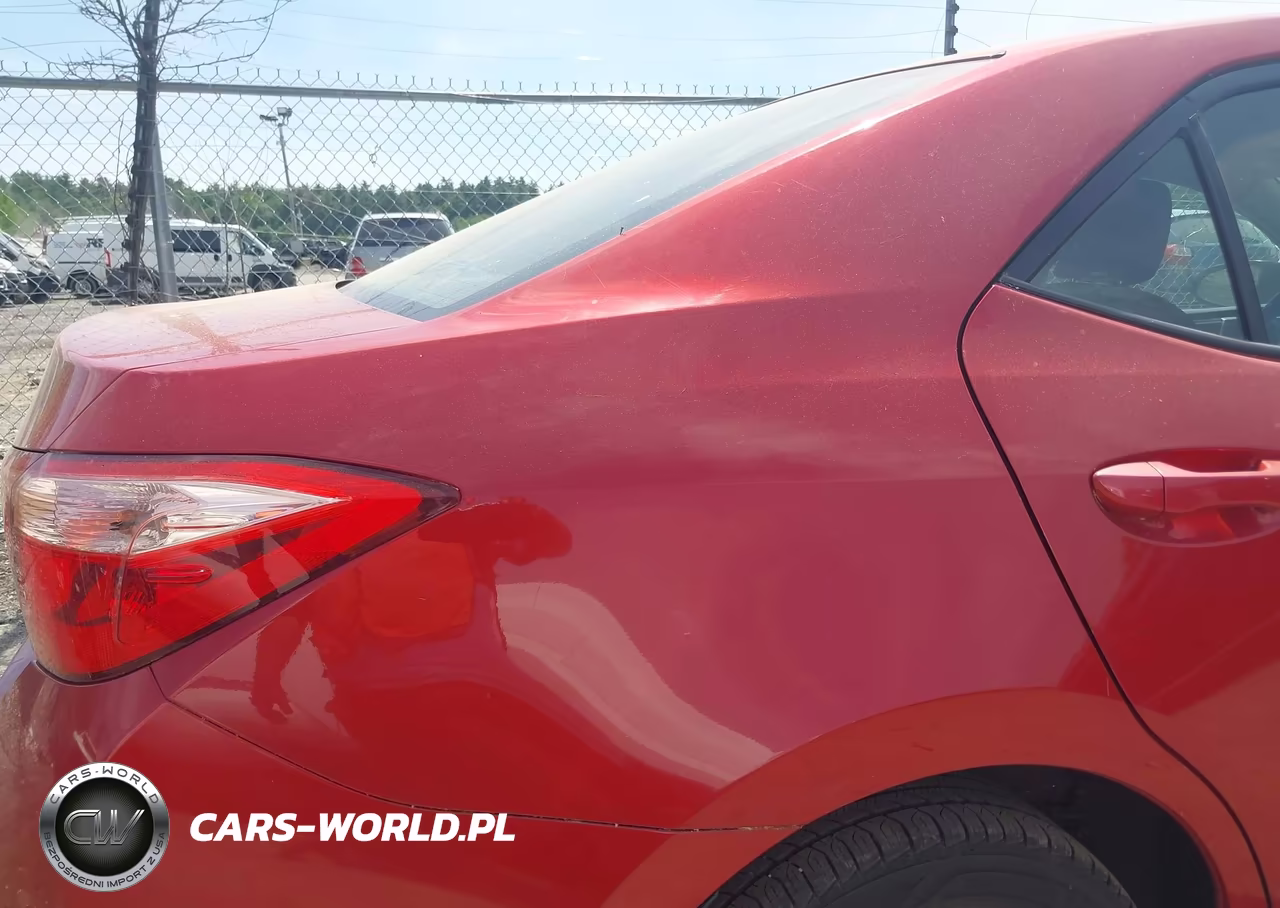 2018 Toyota Corolla Le VIN:2T1BURHE6JC982951 - 19