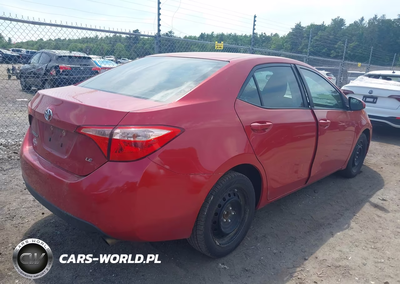 2018 Toyota Corolla Le VIN:2T1BURHE6JC982951 - 4