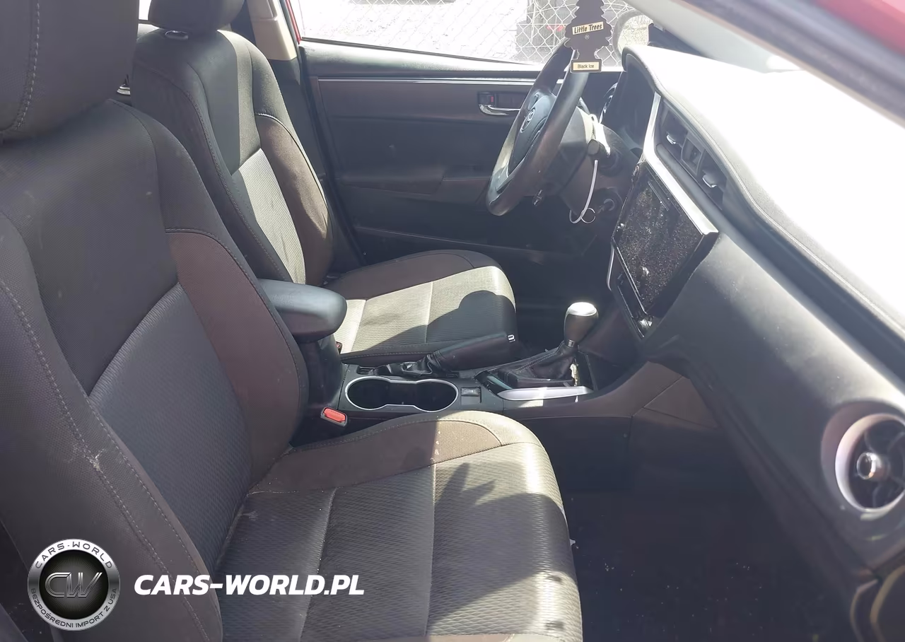 2018 Toyota Corolla Le VIN:2T1BURHE6JC982951 - 5