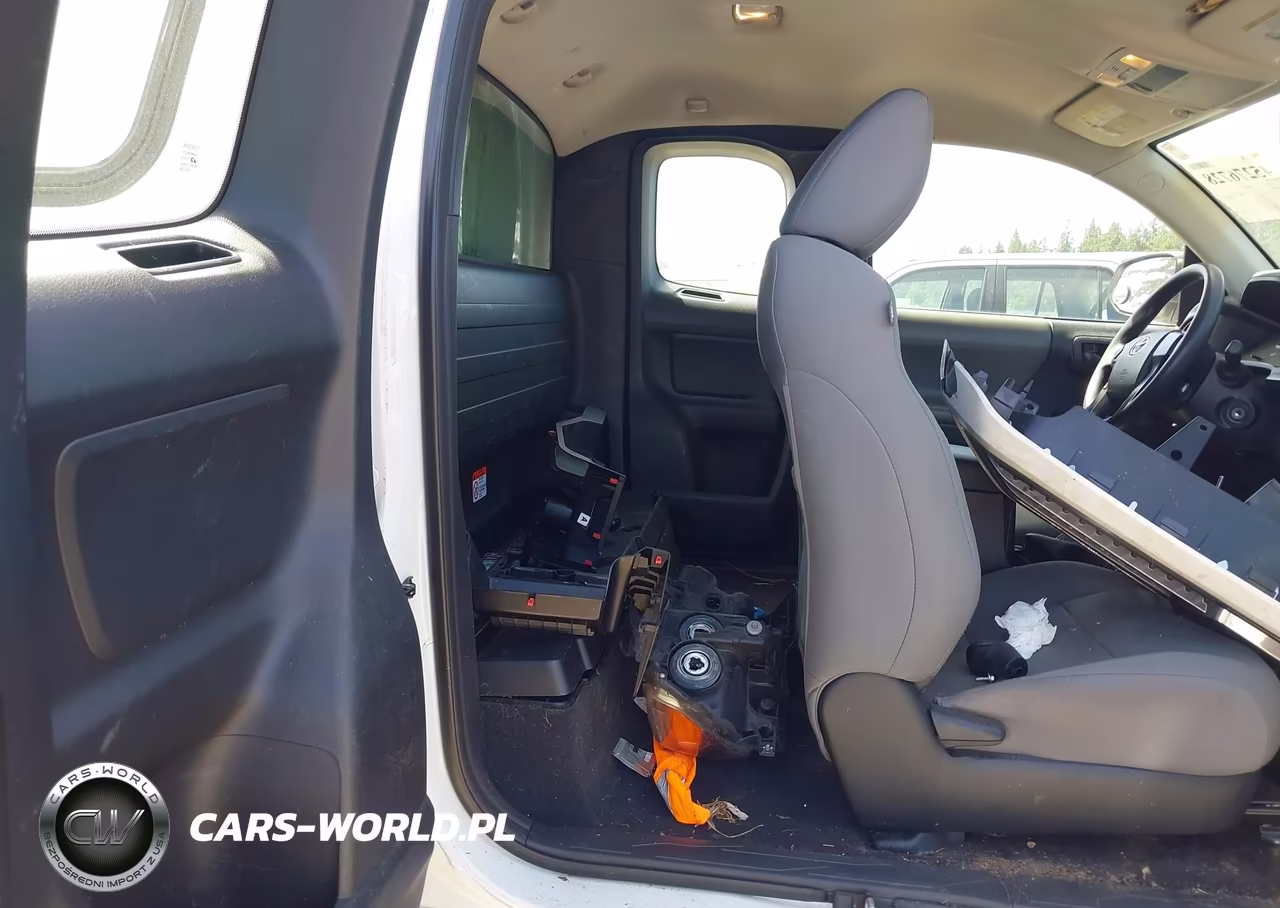 2016 Toyota Tacoma Sr VIN:5TFRX5GN6GX058424 - 8