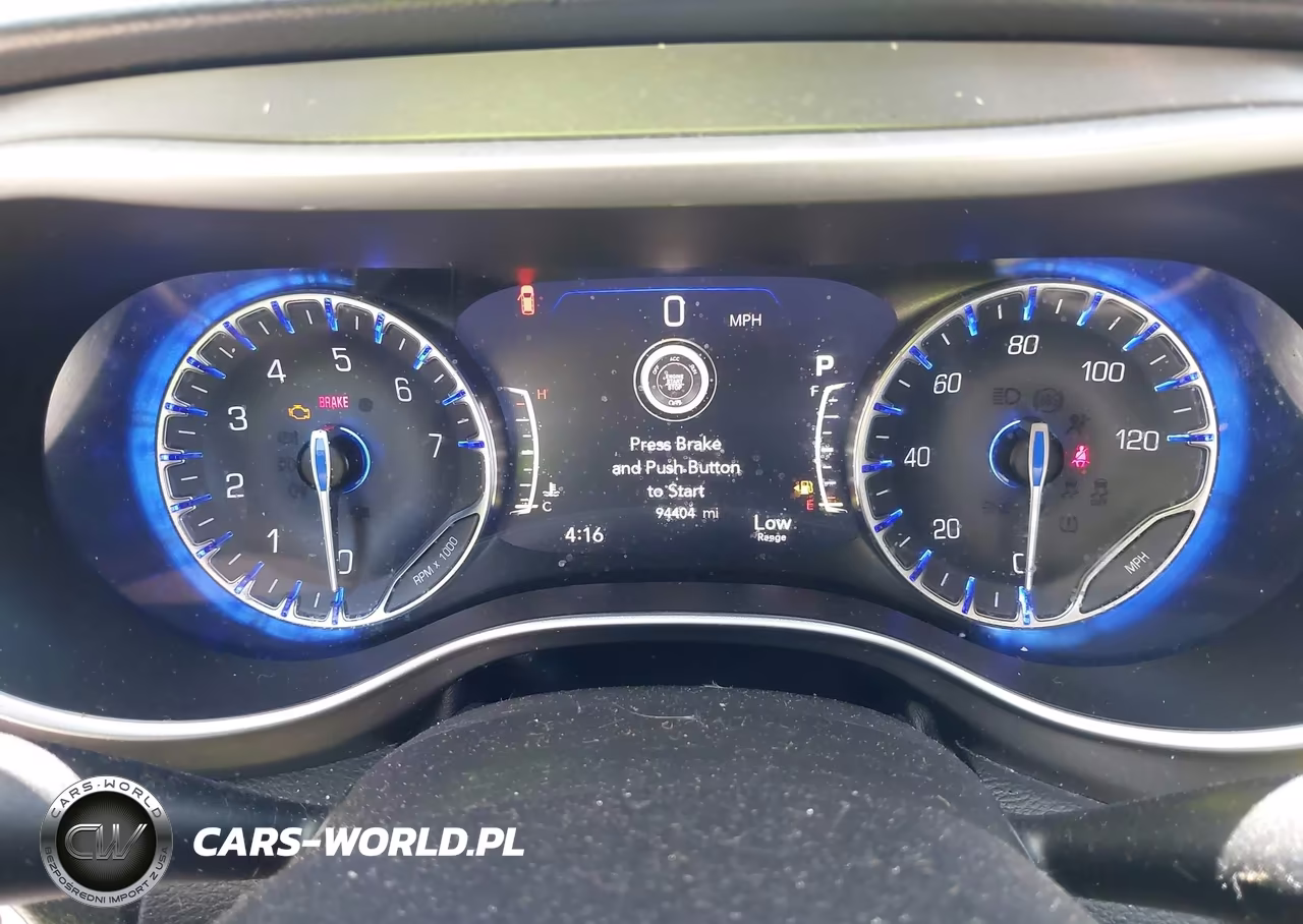 2021 Chrysler Pacifica Touring L VIN:2C4RC1BG5MR588827 - 7