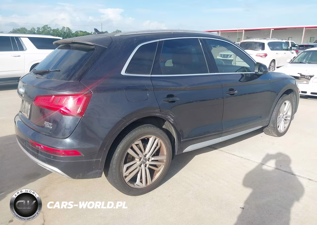 2018 Audi Q5 2.0T Premium-2.0T Tech Premium VIN:WA1CNAFY0J2126943 - 4