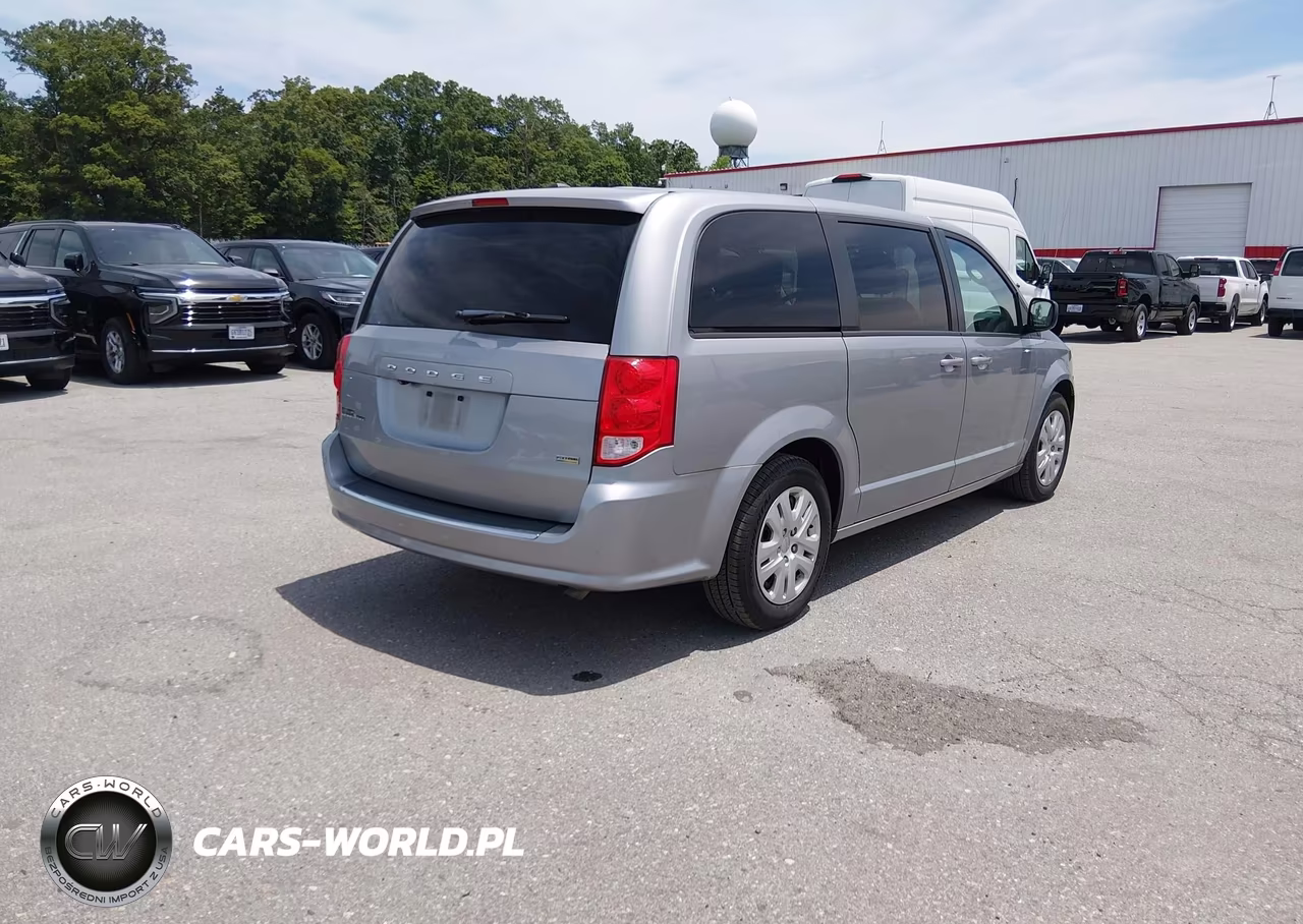 2018 Dodge Grand Caravan Se VIN:2C4RDGBG4JR309931 - 4