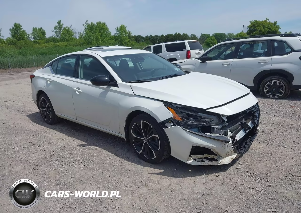 2024 Nissan Altima Sr Intelligent Awd – zdjęcie 1 z 17