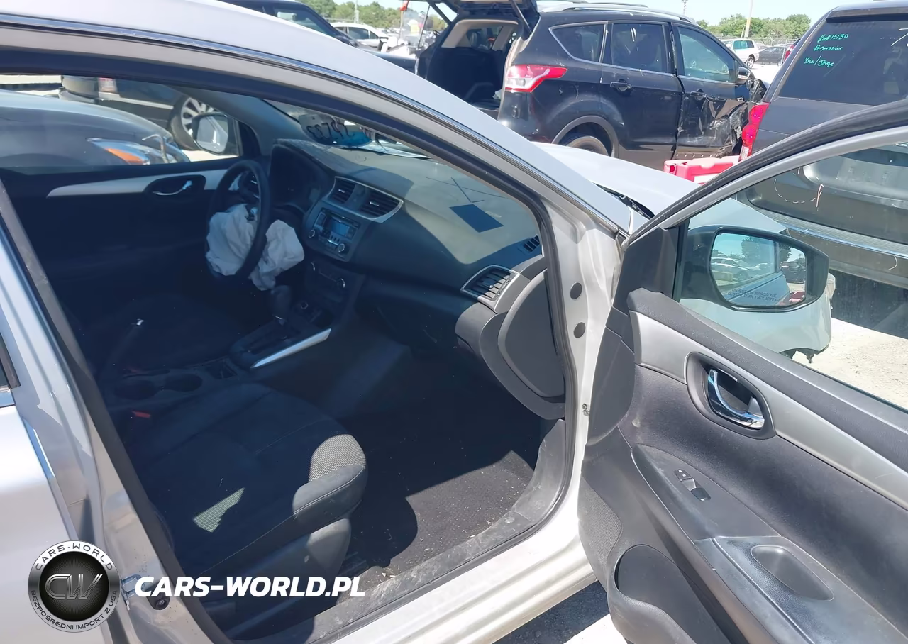 2016 Nissan Sentra S VIN:3N1AB7AP9GY244199 - 5
