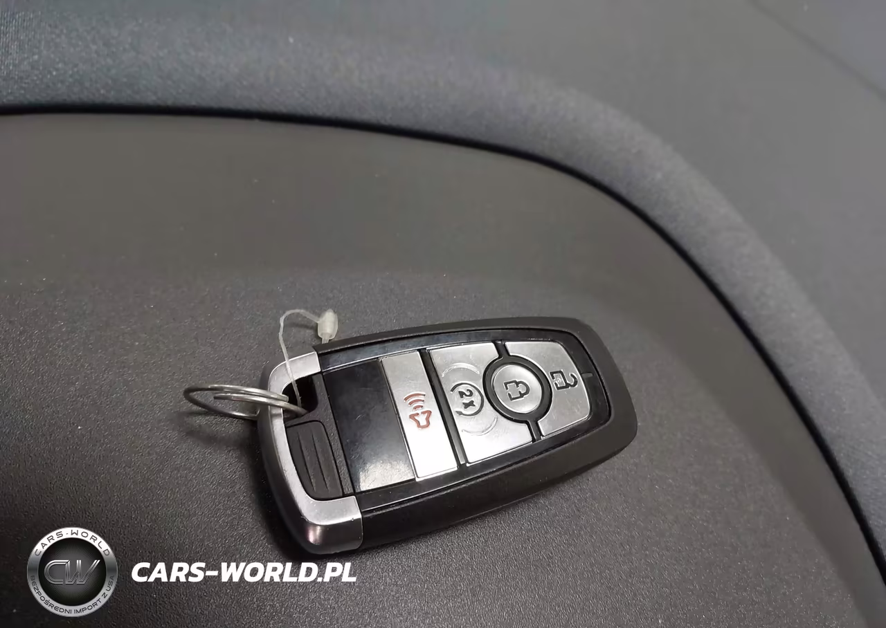 2025 Ford Maverick Xlt VIN:3FTTW8JA7SRB22682 - 11