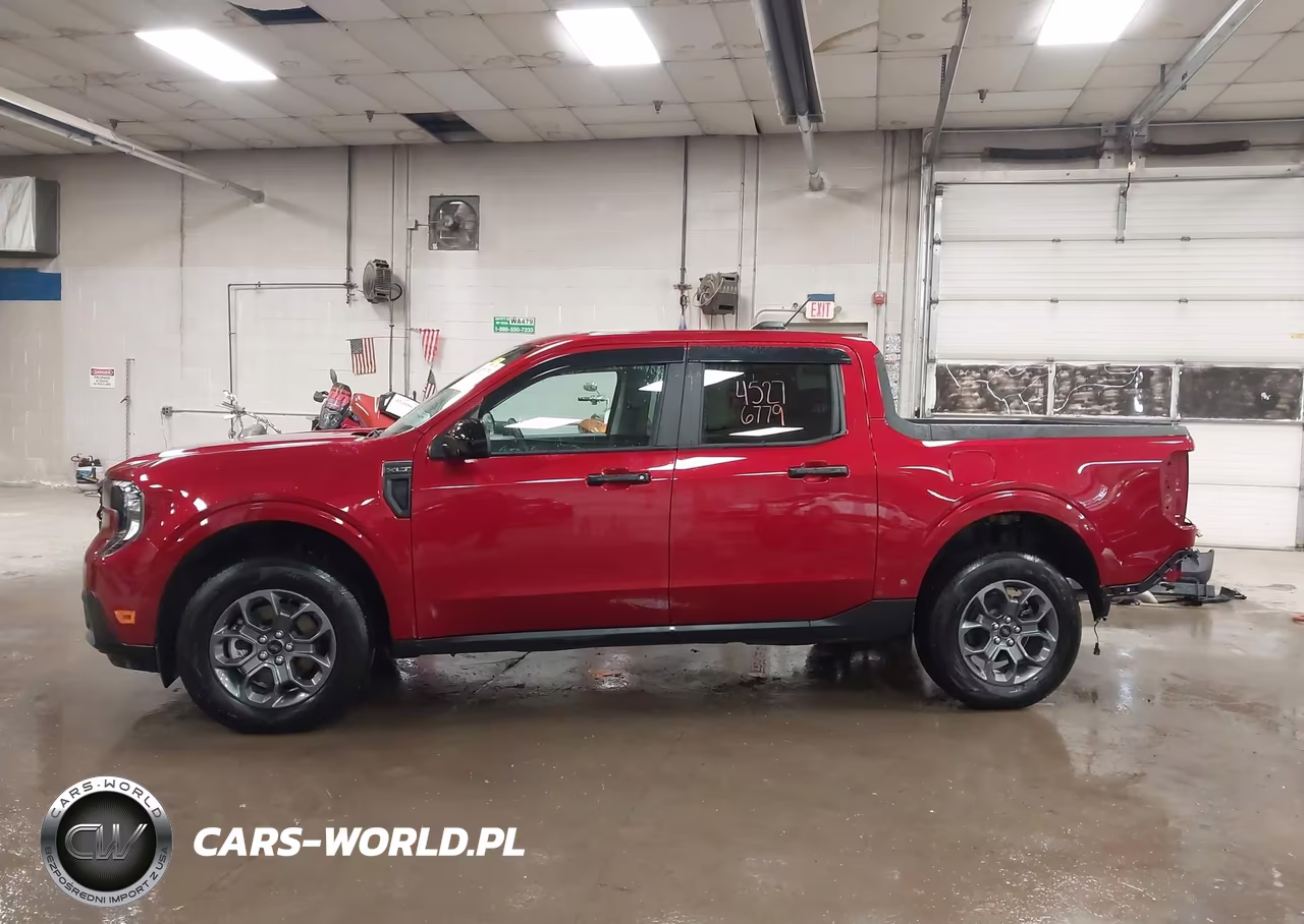 2025 Ford Maverick Xlt VIN:3FTTW8JA7SRB22682 - 15