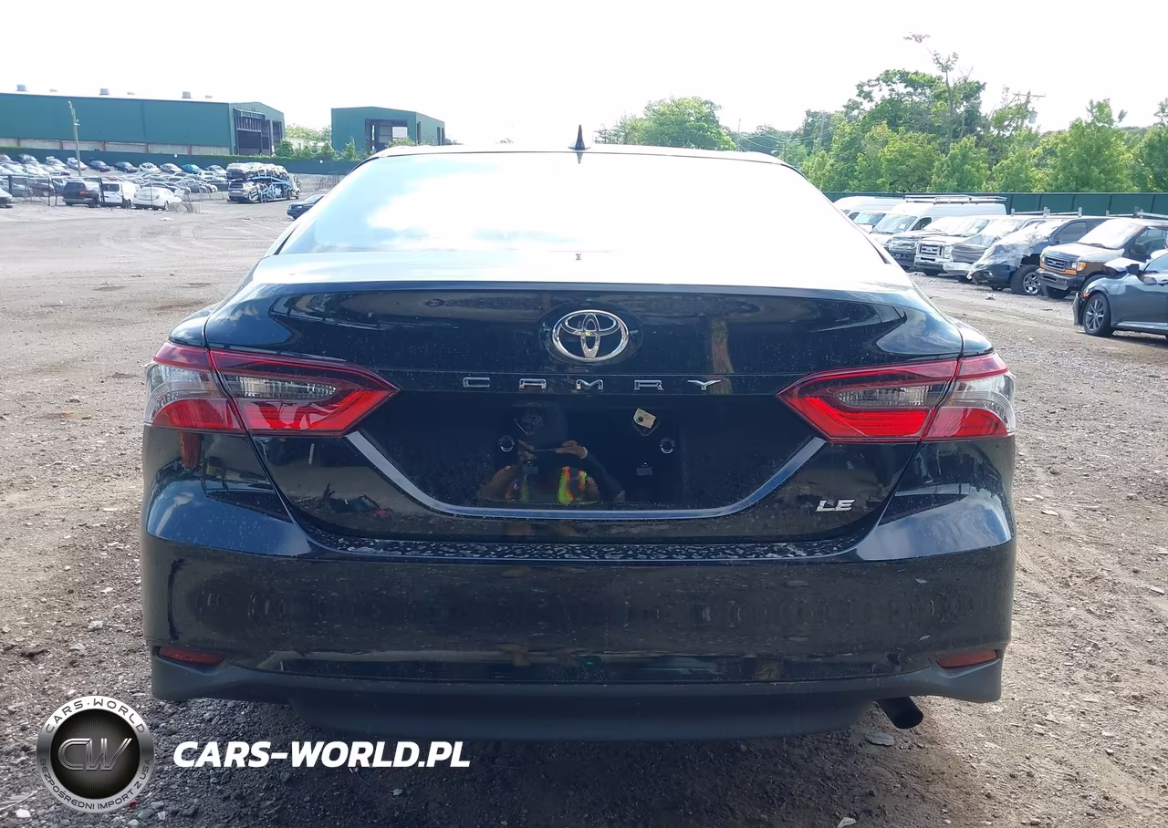 2024 Toyota Camry Le VIN:4T1C11AK9RU198322 - 17