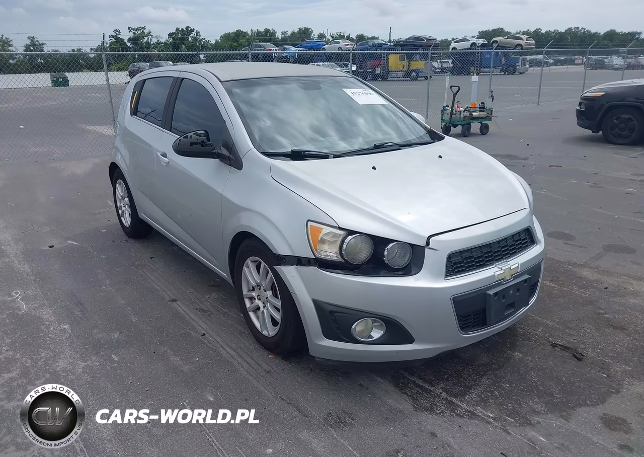 2012 Chevrolet Sonic 2Lt – zdjęcie 1 z 13