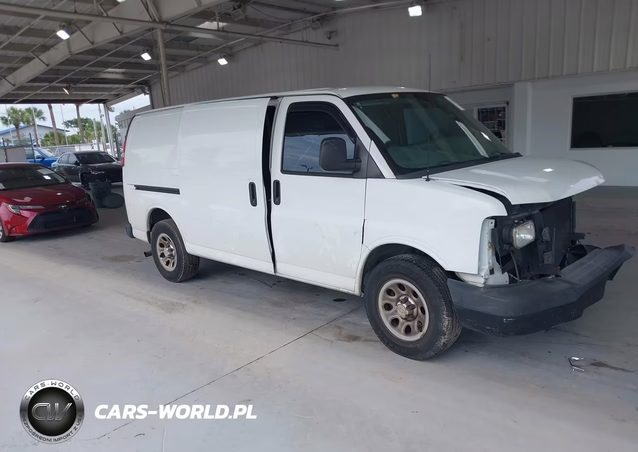 2014 Chevrolet Express 1500 Work Van – zdjęcie 1 z 16