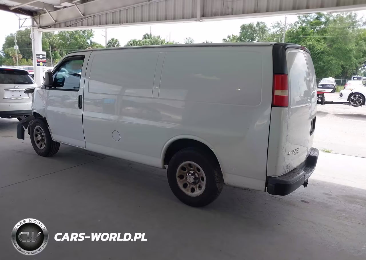 2014 Chevrolet Express 1500 Work Van VIN:1GCSGAF49E1150565 - 3