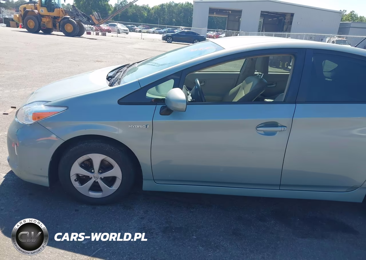 2013 Toyota Prius Four VIN:JTDKN3DU6D1621039 - 14