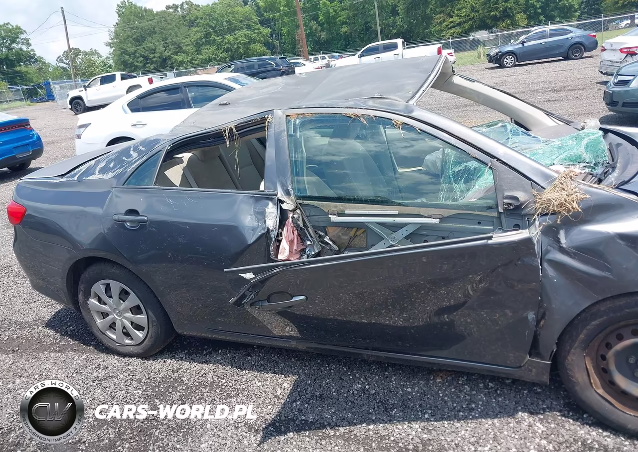 2009 Toyota Corolla Le VIN:JTDBL40E999073301 - 12