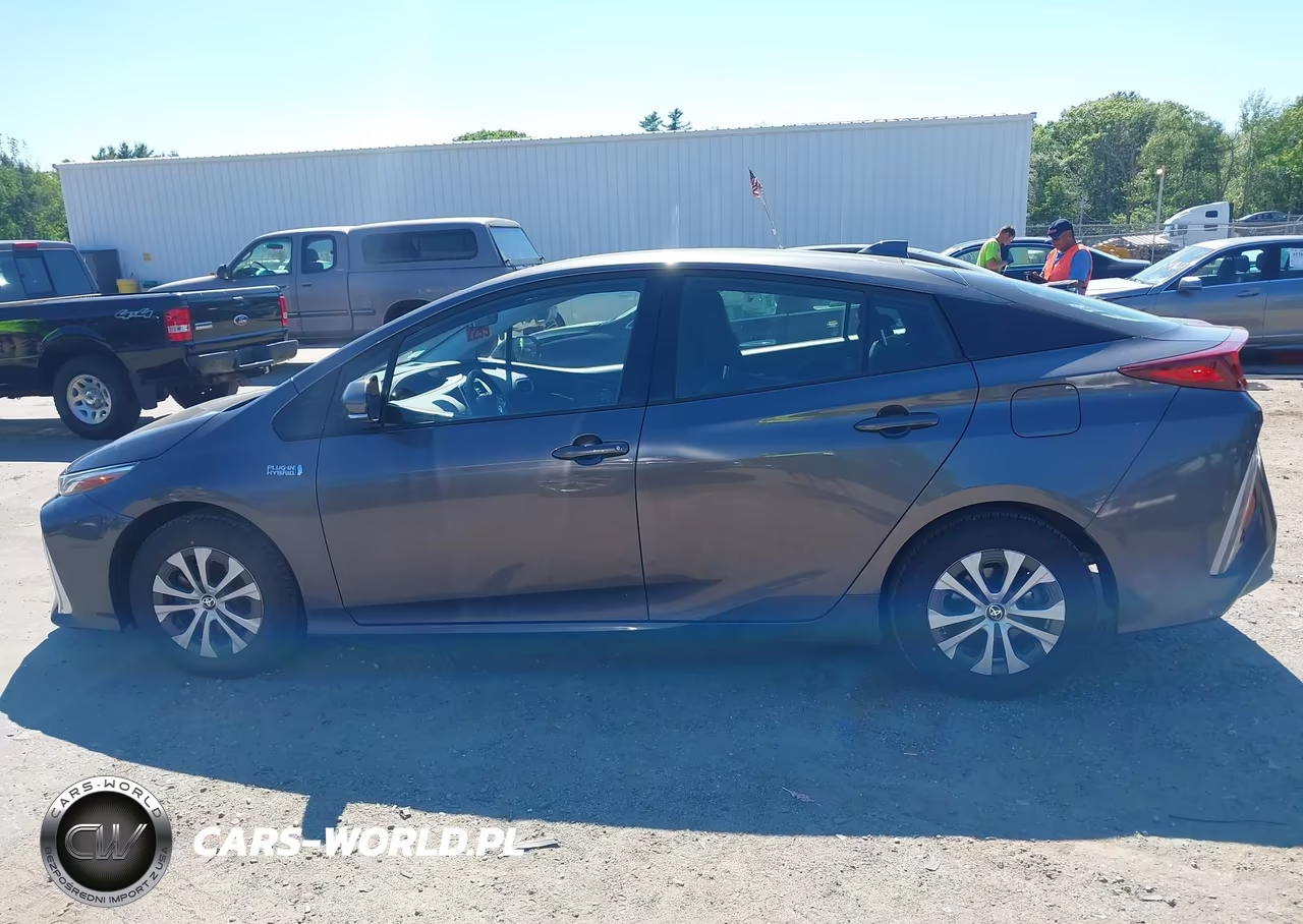 2020 Toyota Prius Prime Le VIN:JTDKARFP0L3141958 - 15