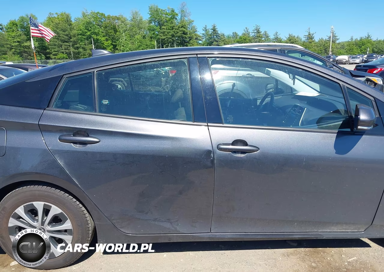 2020 Toyota Prius Prime Le VIN:JTDKARFP0L3141958 - 20