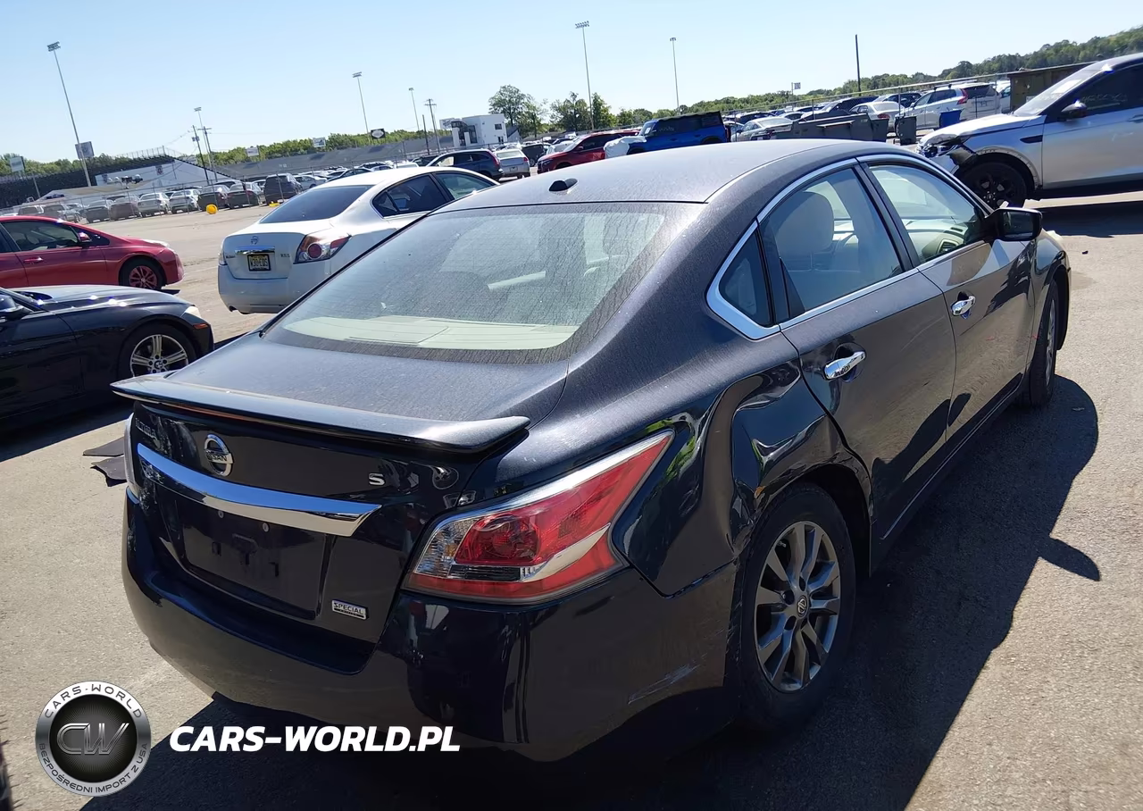 2015 Nissan Altima 2.5 S VIN:1N4AL3AP9FC461574 - 4