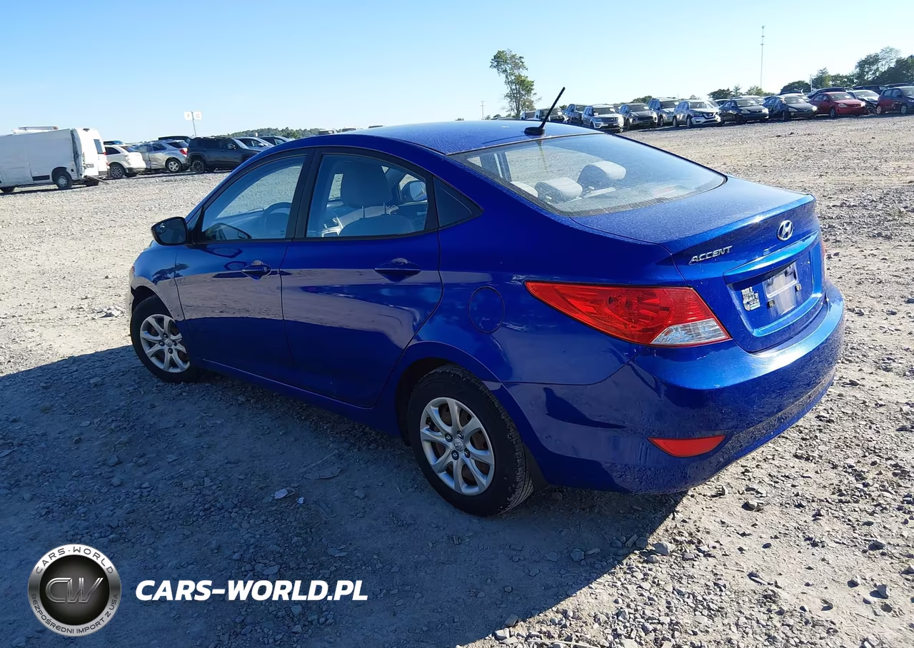 2014 Hyundai Accent Gls VIN:KMHCT4AE2EU756057 - 3