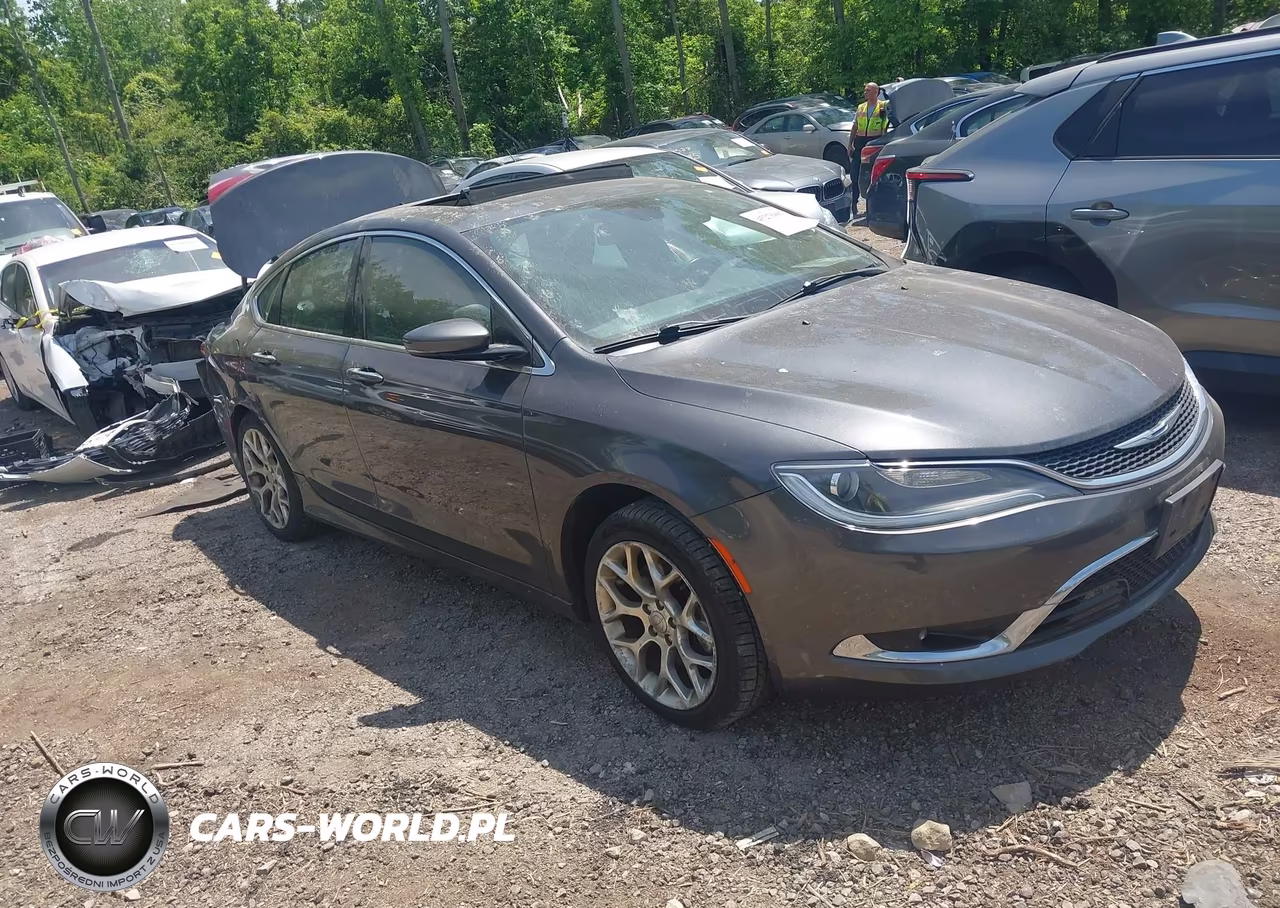 2016 Chrysler 200 C – zdjęcie 1 z 17
