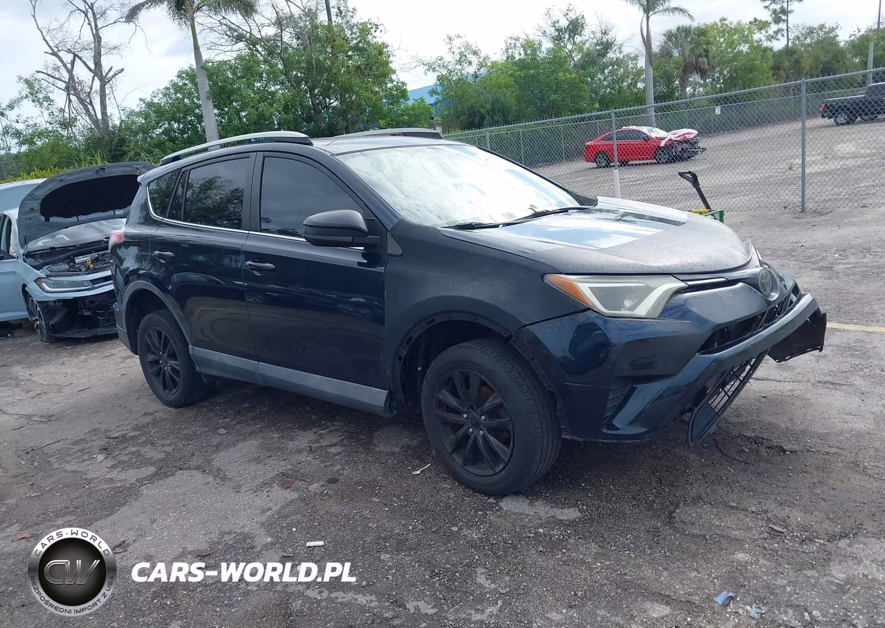 2017 Toyota Rav4 Le – zdjęcie 1 z 18