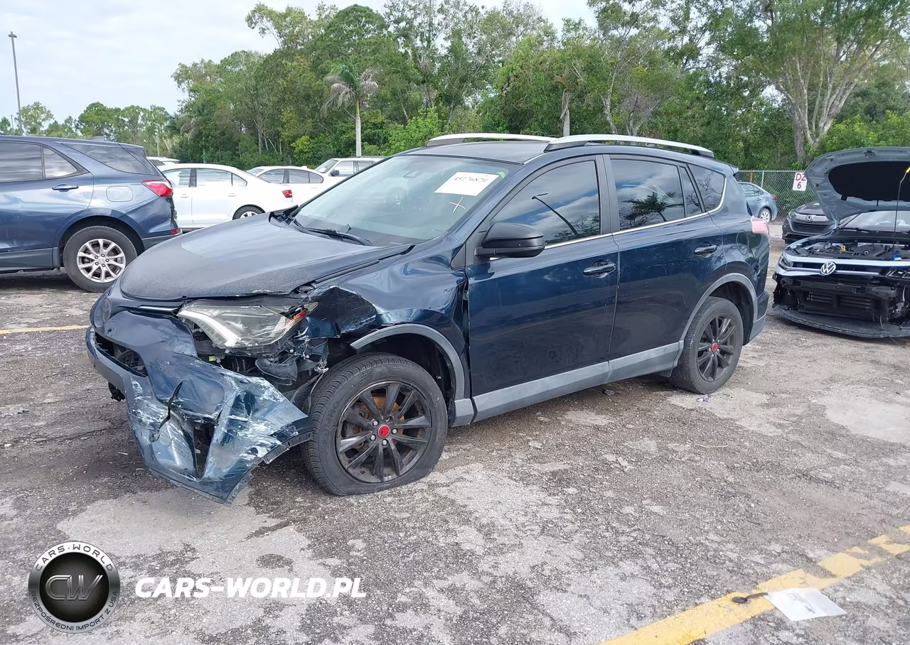 2017 Toyota Rav4 Le VIN:2T3ZFREV5HW316600 - 2