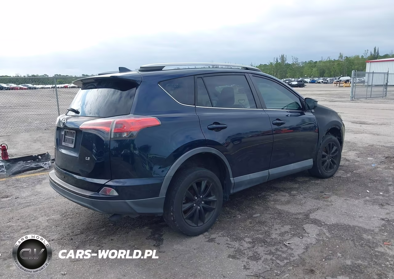 2017 Toyota Rav4 Le VIN:2T3ZFREV5HW316600 - 4