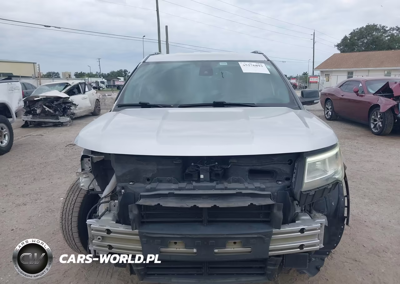 2018 Ford Explorer Xlt VIN:1FM5K7D85JGB39716 - 13