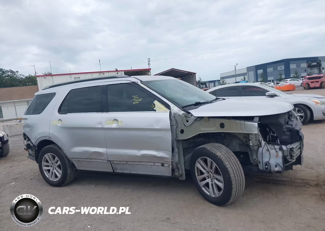 2018 Ford Explorer Xlt VIN:1FM5K7D85JGB39716 - 14