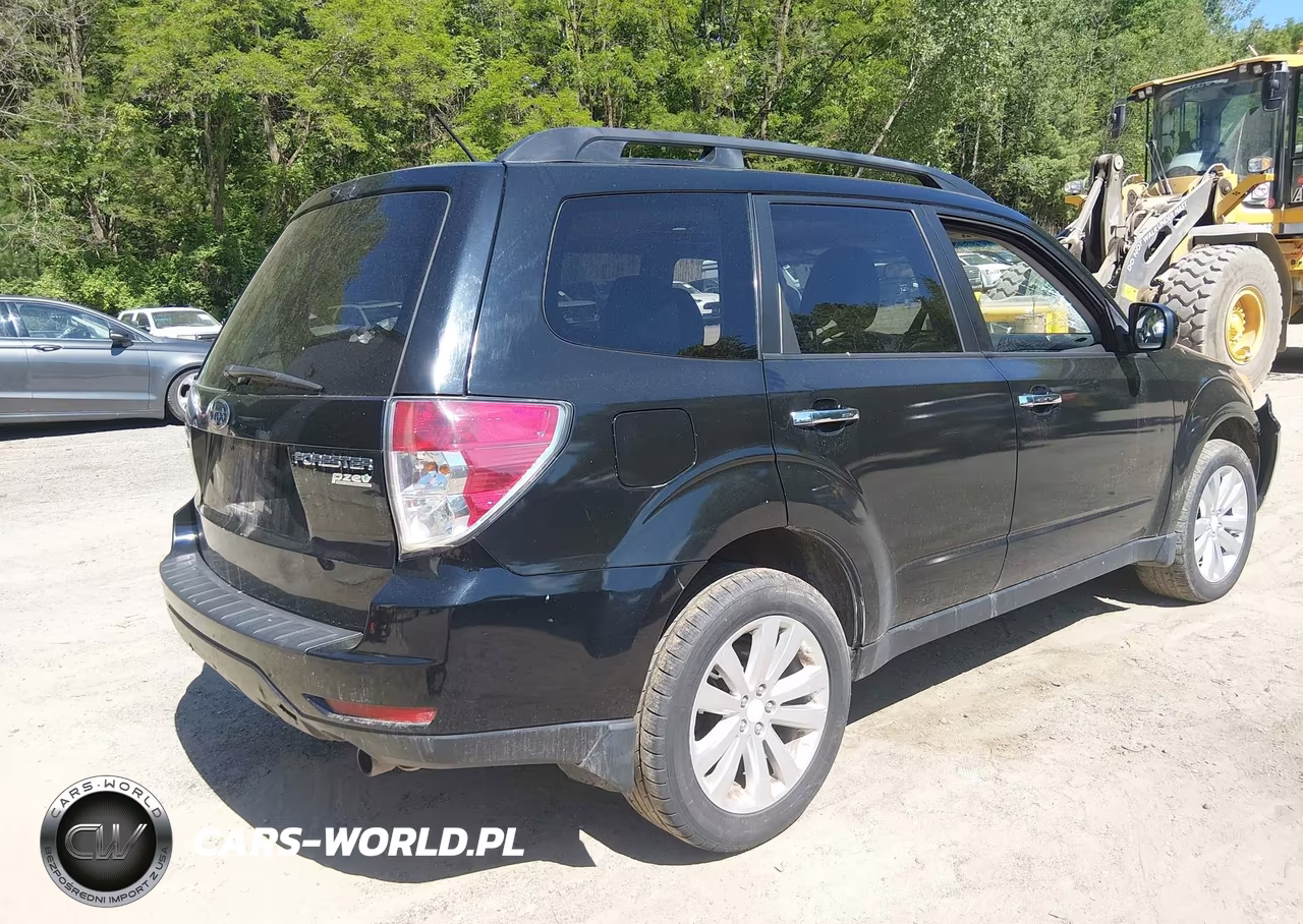 2012 Subaru Forester 2.5X Premium VIN:JF2SHADC0CH412244 - 4